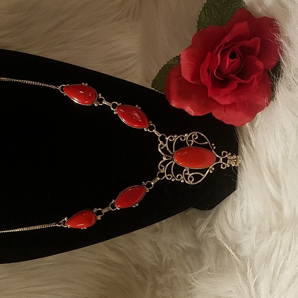 RED CORAL NECKLACE - Picture 2 of 3